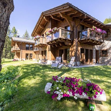 Chalet Imbosc'Che - 5 Beautiful Rooms In Charming B&B Livigno Exterior photo